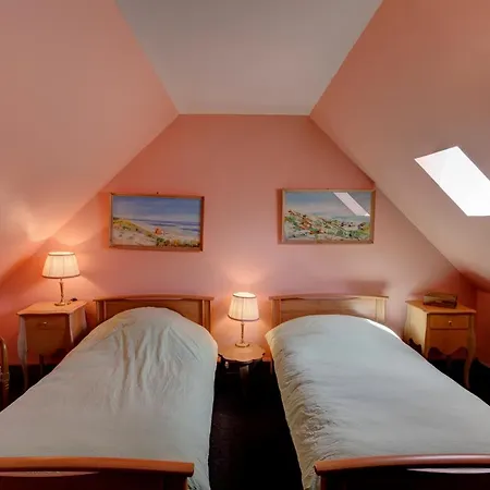 Chateau Sleeps 14 Pool Wifi Vakantiehuis
