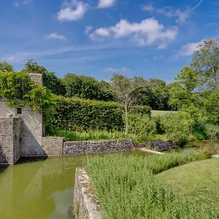 Vakantiehuis Chateau Sleeps 14 Pool Wifi Fontenay-sur-Mer