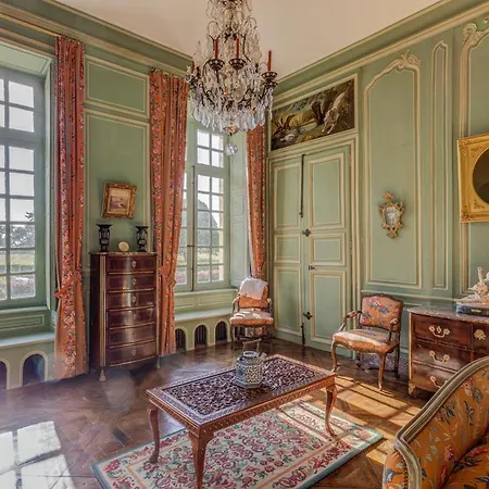 Chateau Sleeps 14 Pool Wifi Vakantiehuis
